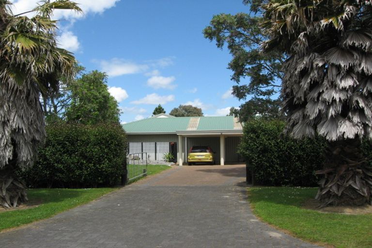 Photo of property in 31 Church Road, Ardmore, Papakura, 2582