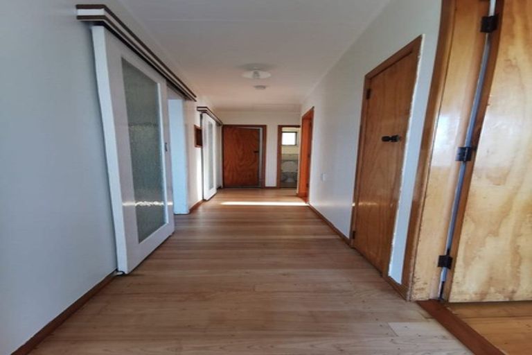 Photo of property in 100 Masters Avenue, Hillcrest, Hamilton, 3216