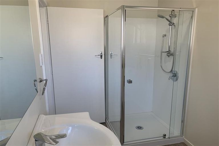 Photo of property in 2/64 Osborne Street, Waltham, Christchurch, 8011