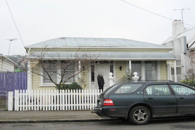 Photo of property in 21 Helena Street, Forbury, Dunedin, 9012
