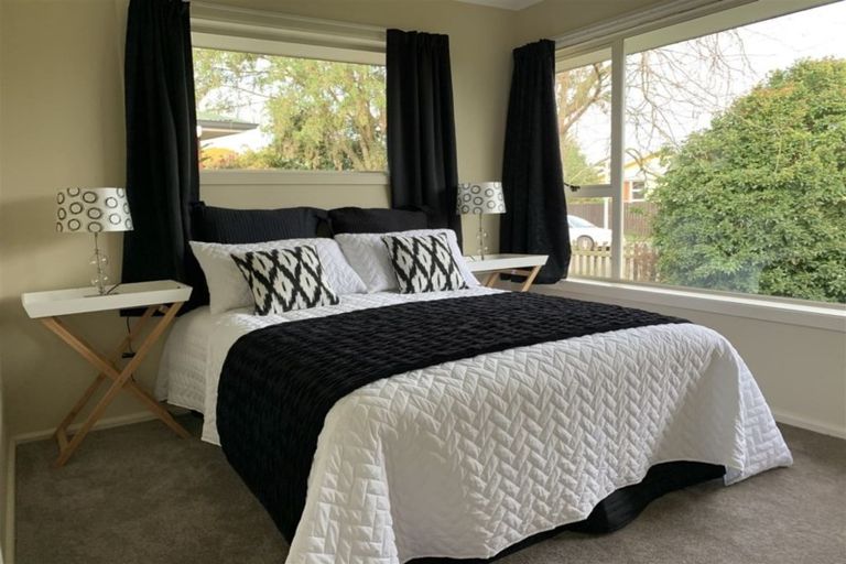 Photo of property in 13 Kathleen Crescent, Hornby, Christchurch, 8042