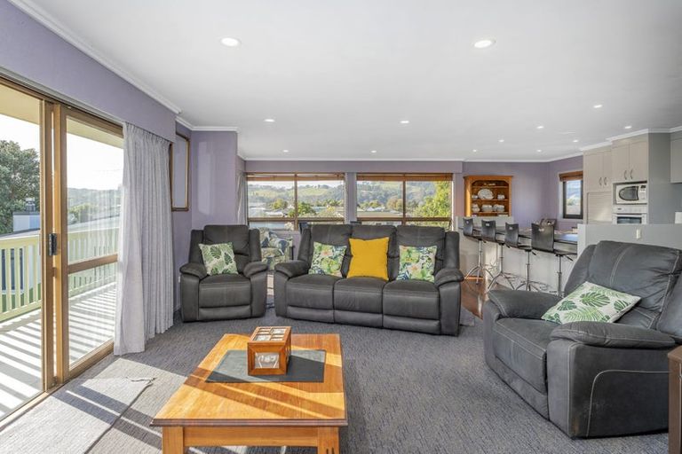 Photo of property in 7 Hicks Place, Cooks Beach, Whitianga, 3591