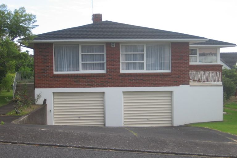 Photo of property in 128 Exmouth Road, Northcote, Auckland, 0627