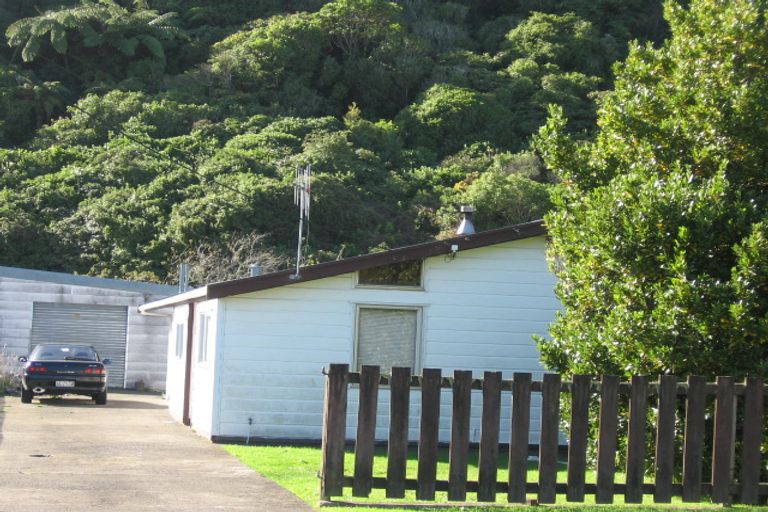 Photo of property in 71 Gillespies Road, Birchville, Upper Hutt, 5018