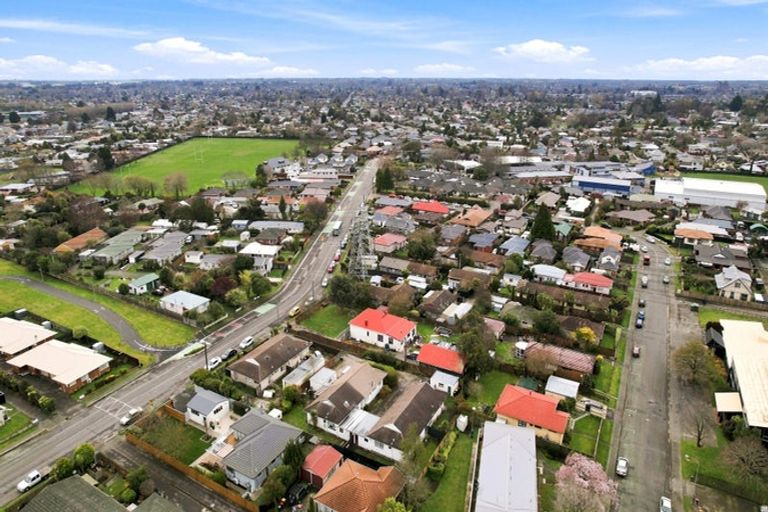 Photo of property in 4/93a Middlepark Road, Sockburn, Christchurch, 8042
