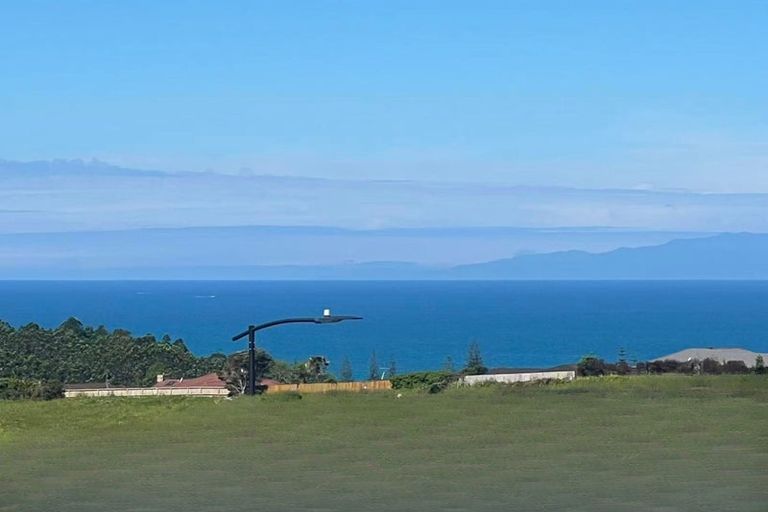 Photo of property in 66 Matangi View Drive, Orewa, 0931