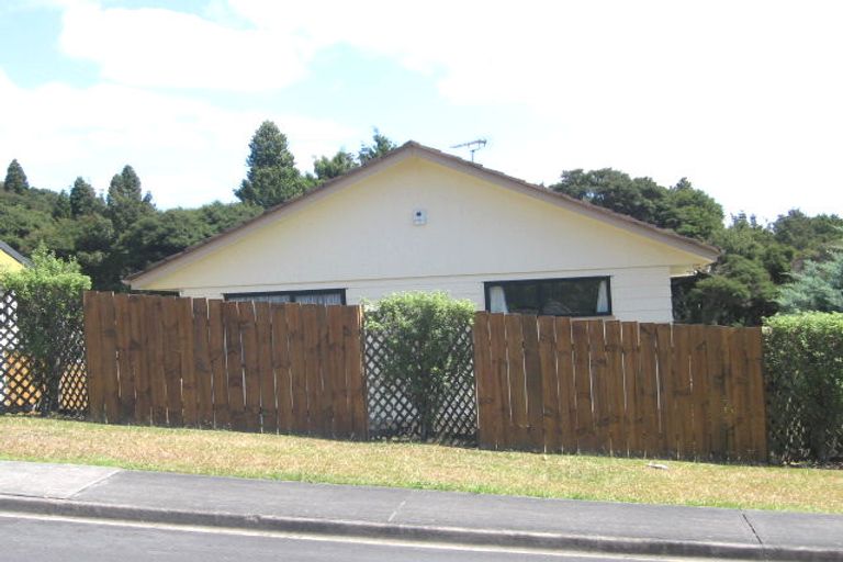 Photo of property in 40 Anne Mclean Drive, Bayview, Auckland, 0629