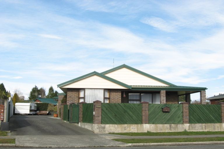 Photo of property in 10 Govan Drive, Te Anau, 9600