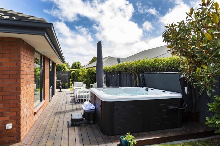 Photo of property in 7 Bernadette Street, Aidanfield, Christchurch, 8025