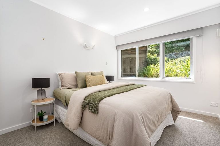 Photo of property in 40 Seaview Road, Paremata, Porirua, 5024