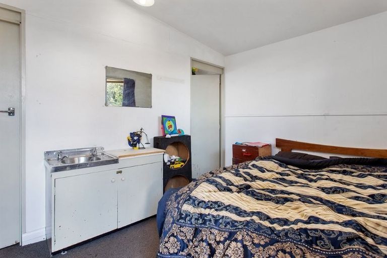 Photo of property in 17 Havelock Street, Phillipstown, Christchurch, 8011