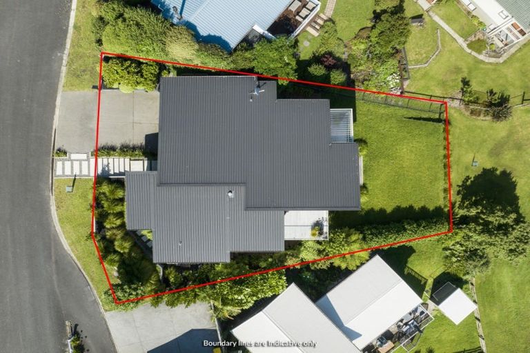 Photo of property in 104 Tukere Drive, Whangamata, 3620