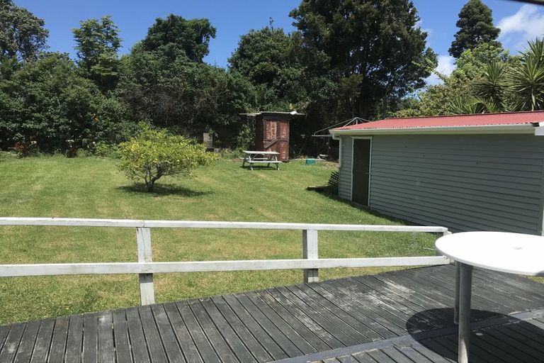 Photo of property in 2/14 Amberley Avenue, Te Atatu South, Auckland, 0610