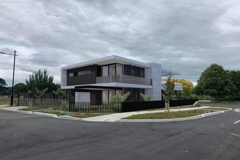 Photo of property in 2 Te Ara Lane, Hokowhitu, Palmerston North, 4410
