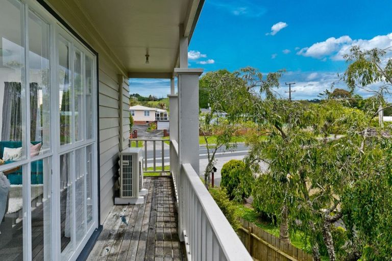 Photo of property in 263a Henderson Valley Road, Henderson, Auckland, 0612