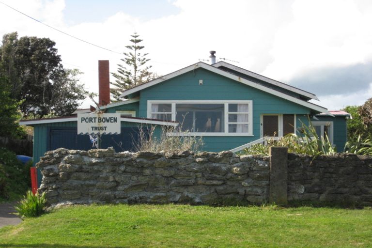 Photo of property in 82 Karaka Street, Castlecliff, Whanganui, 4501