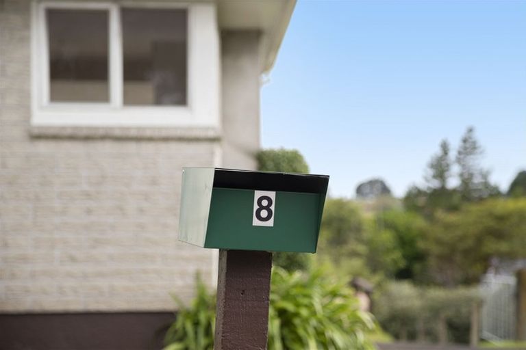 Photo of property in 8 Collingwood Road, Waiuku, 2123