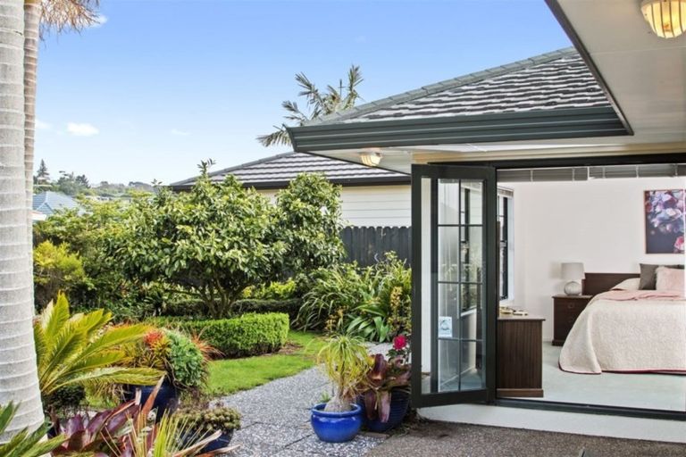 Photo of property in 1 Cloverlea Place, Pukekohe, 2120