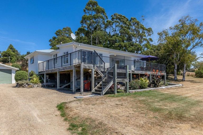 Photo of property in 250 Bayview Road, Diamond Harbour, 8972