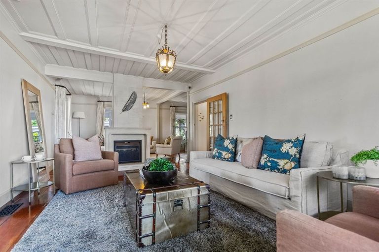 Photo of property in 7 Symonds Street, Onehunga, Auckland, 1061