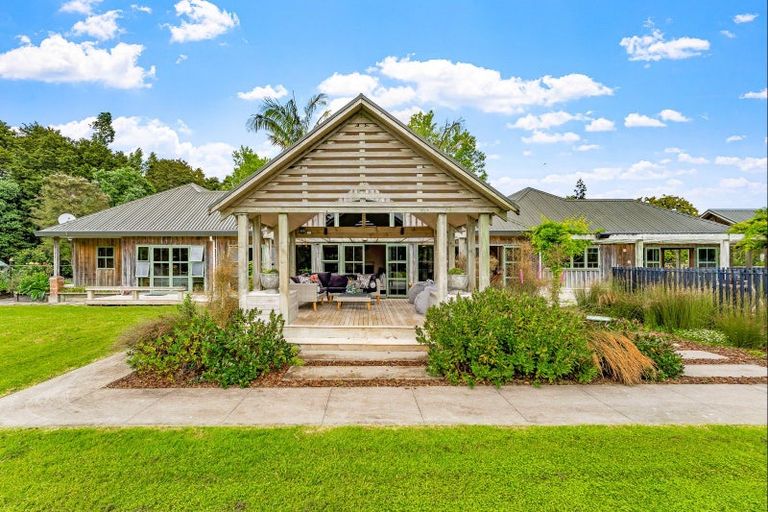 Photo of property in 28 Kaipara Flats Road, Dome Forest, Warkworth, 0981
