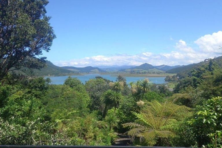 Photo of property in 22 Ngahere Terrace, Opoutere, Whangamata, 3691