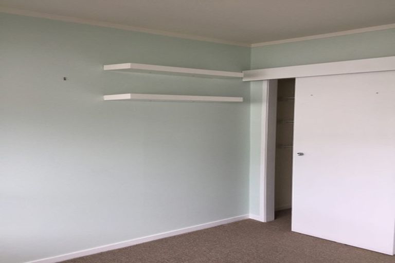 Photo of property in 1/30 Acacia Road, Torbay, Auckland, 0632