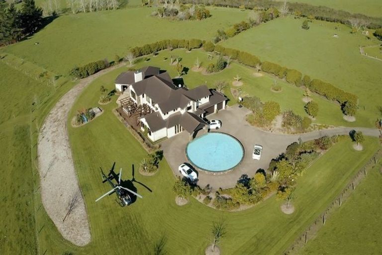 Photo of property in 273 Forestry Road, Waitoki, Kaukapakapa, 0871