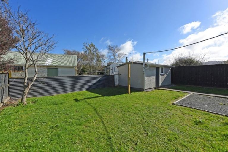 Photo of property in 32 Murray Street, Wallaceville, Upper Hutt, 5018