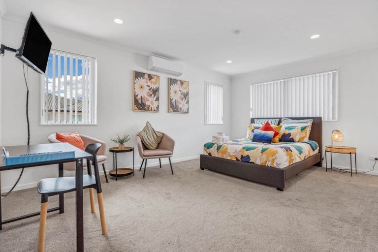 Photo of property in 3 Cloghfin Place, Flat Bush, Auckland, 2019