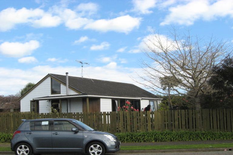 Photo of property in 13 Te Kama Street, Levin, 5510