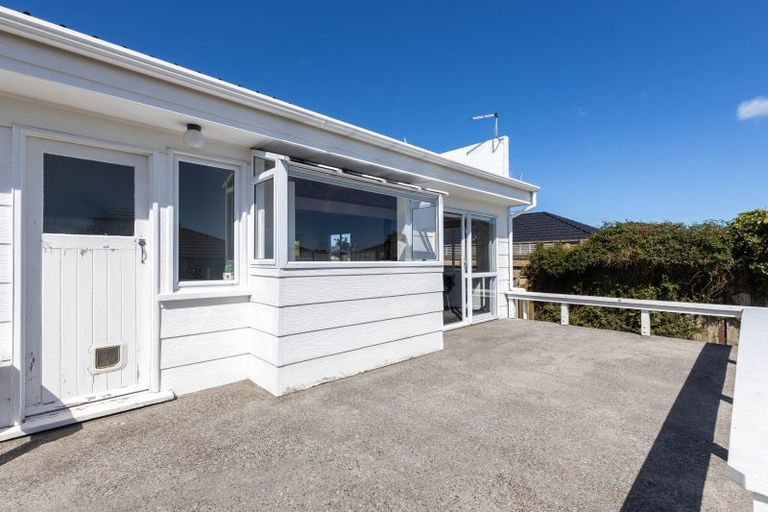 Photo of property in 251 Huatoki Street, Upper Vogeltown, New Plymouth, 4310