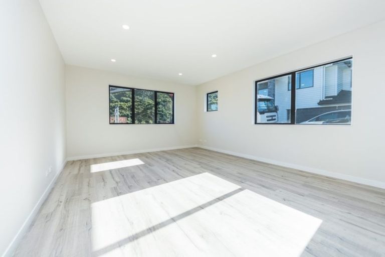 Photo of property in 6 Moko Lane, Greenhithe, Auckland, 0632