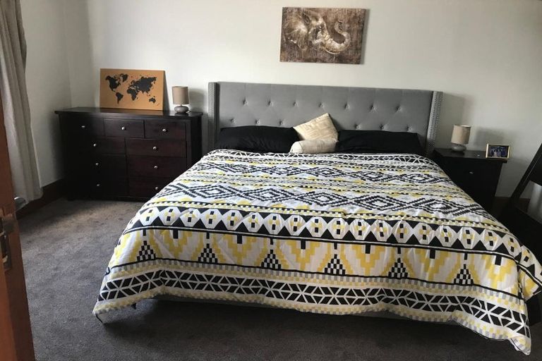 Photo of property in 35 Frederick Street, Terrace End, Palmerston North, 4410