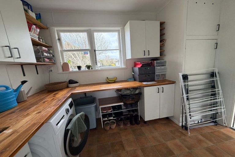 Photo of property in 45 Rangiora Avenue, Roslyn, Palmerston North, 4414