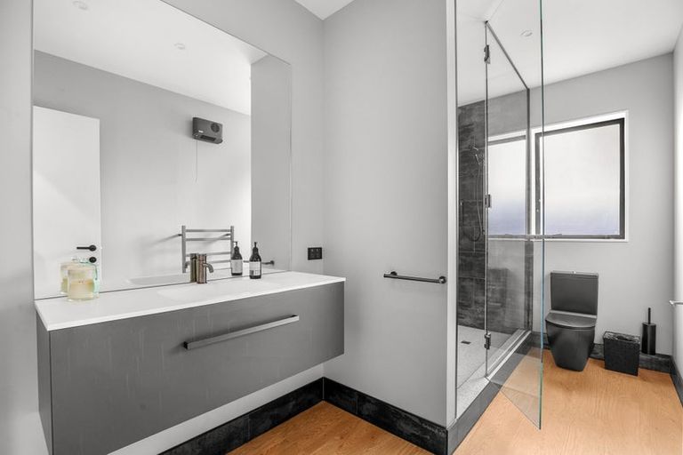 Photo of property in 27 Stratford Drive, Mount Pisa, Cromwell, 9383