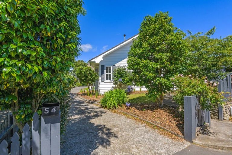 Photo of property in 54 Waterloo Crescent, Hokowhitu, Palmerston North, 4410