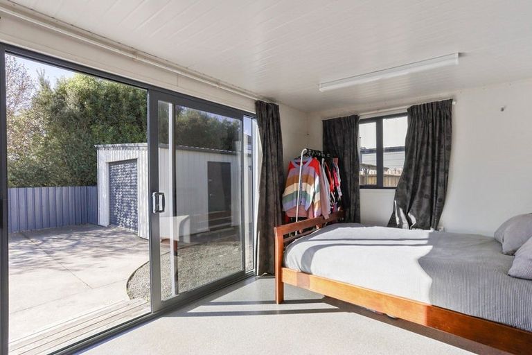 Photo of property in 6 Glasgow Street, Phillipstown, Christchurch, 8011