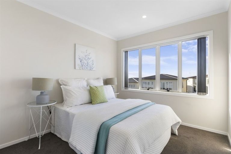 Photo of property in 32 Fernly Rise, Flat Bush, Auckland, 2019