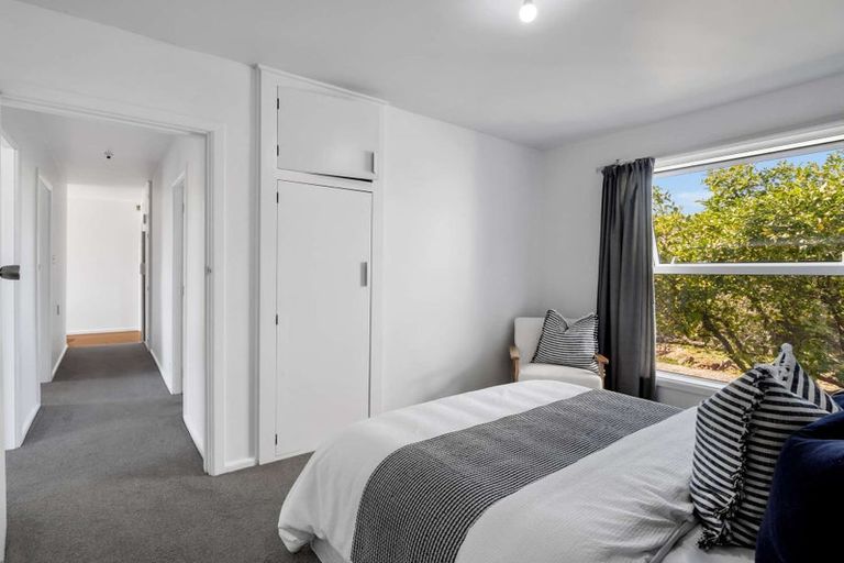 Photo of property in 12 Delaware Crescent, Russley, Christchurch, 8042