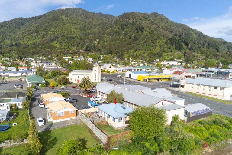 Photo of property in 225 Whitaker Street, Te Aroha, 3320