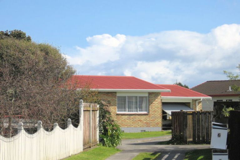 Photo of property in 8 Ngarimu Place, Mount Maunganui, 3116