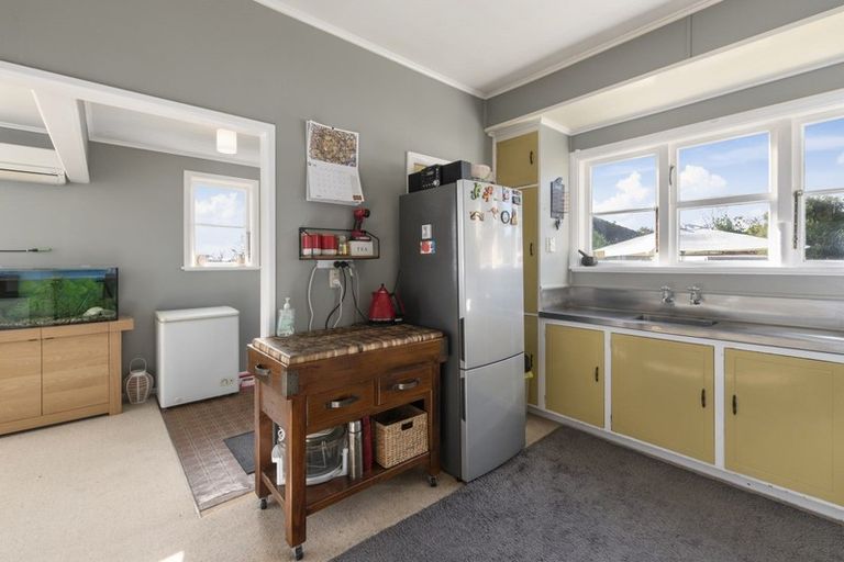 Photo of property in 45 Stout Street, Shannon, 4821