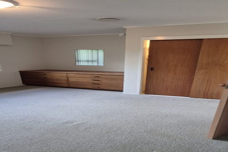 Photo of property in 1 Koromiko Place, Waiuku, 2123