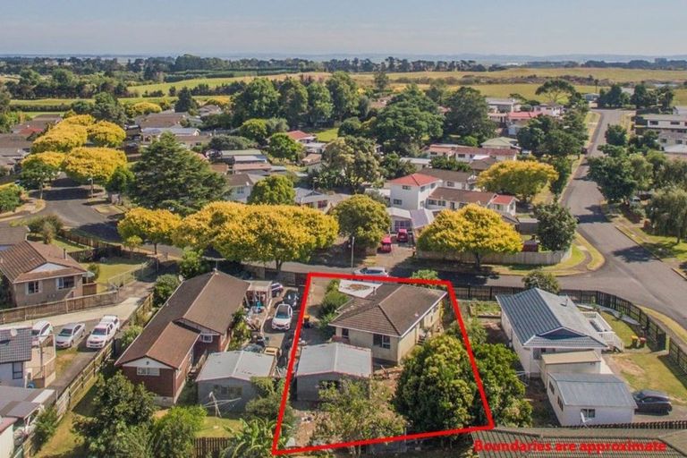Photo of property in 61 Catkin Crescent, Papatoetoe, Auckland, 2025