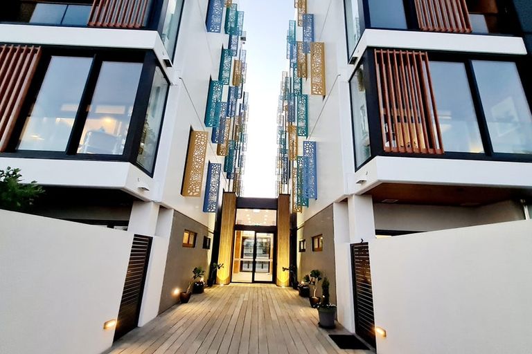 Photo of property in Frank Sargeson Apts, 106/80 Anzac Street, Takapuna, Auckland, 0622