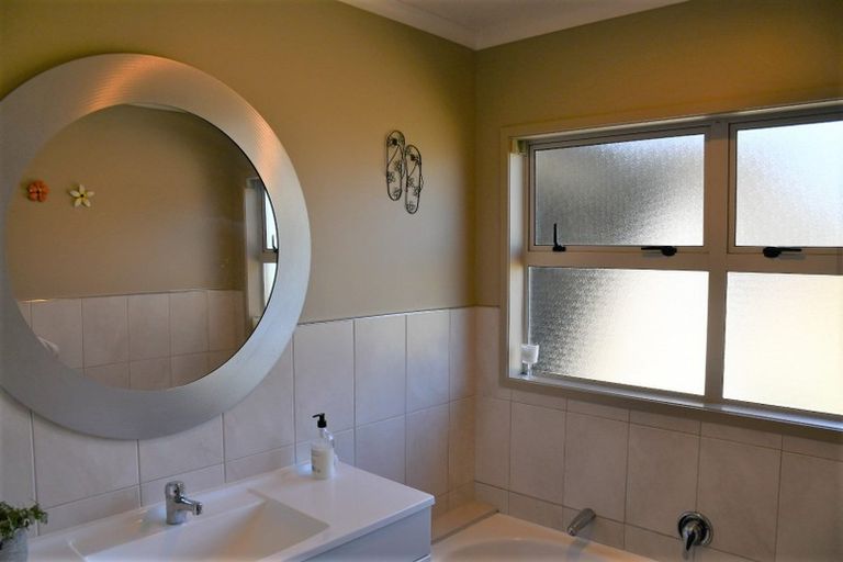 Photo of property in 4/25 Lowe Road, Rukuhia, Hamilton, 3282