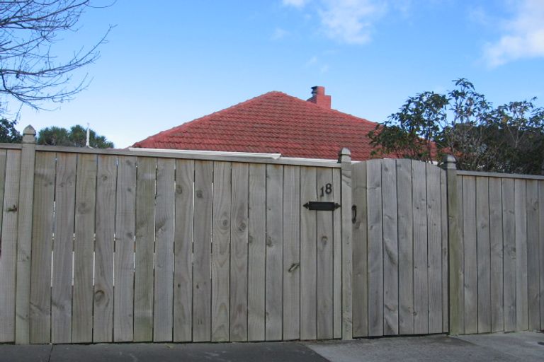 Photo of property in 18 Nile Street, Waterloo, Lower Hutt, 5011