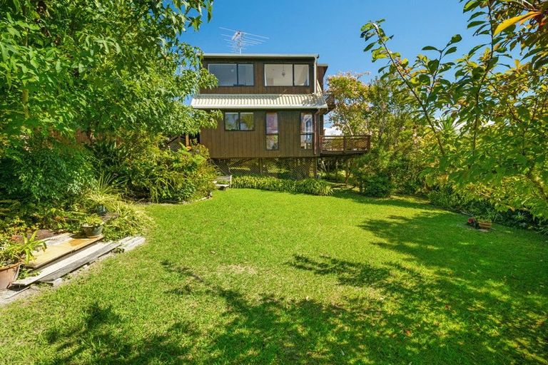 Photo of property in 2/31 Okura River Road, Okura, Albany, 0792