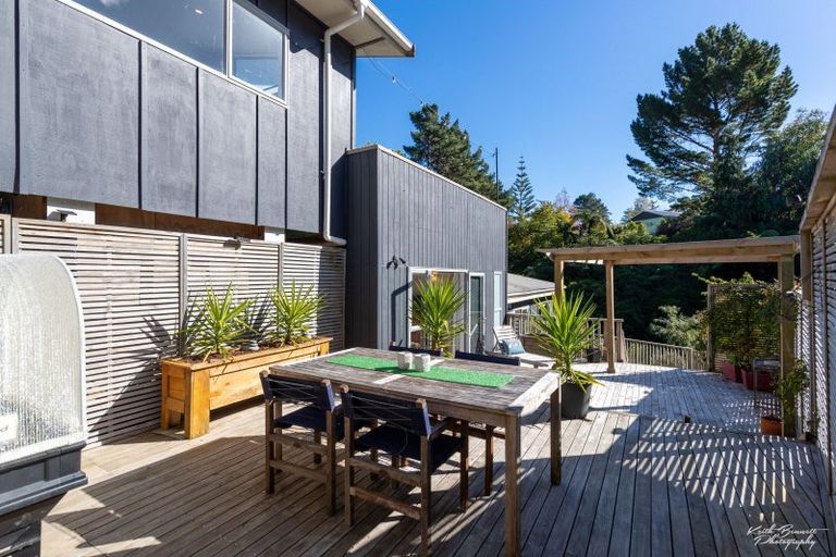 Photo of property in 41 Norana Road, Maoribank, Upper Hutt, 5018